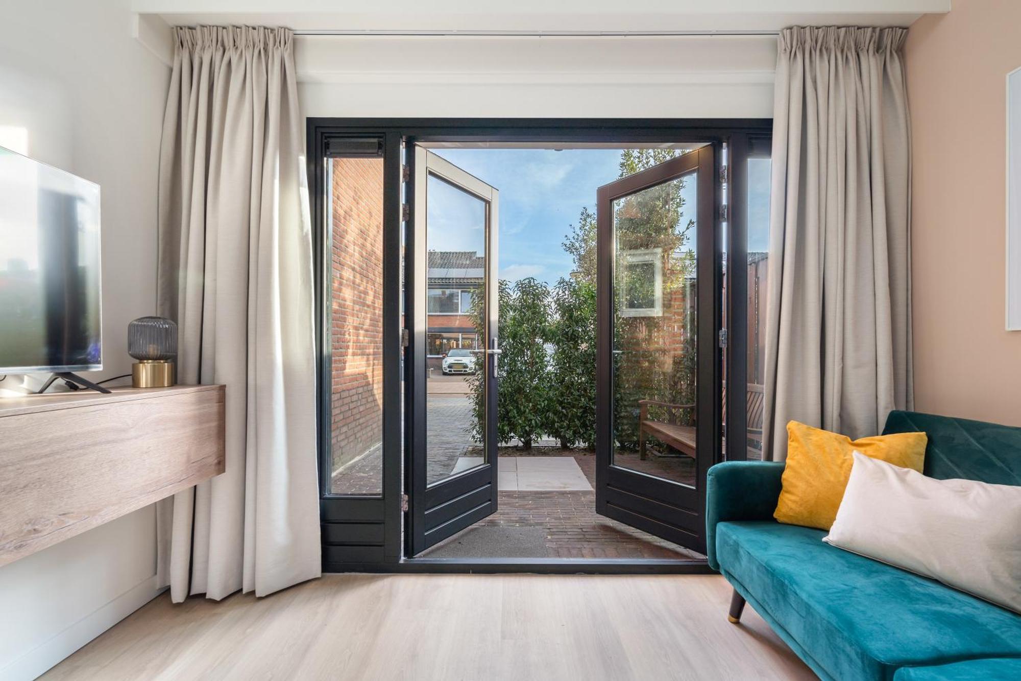 Luxury Fully Equipped Studio - Centrally Located Apartment Huizen Ngoại thất bức ảnh