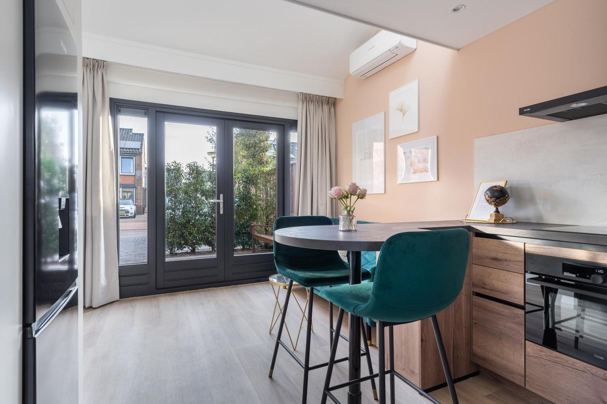Luxury Fully Equipped Studio - Centrally Located Apartment Huizen Ngoại thất bức ảnh